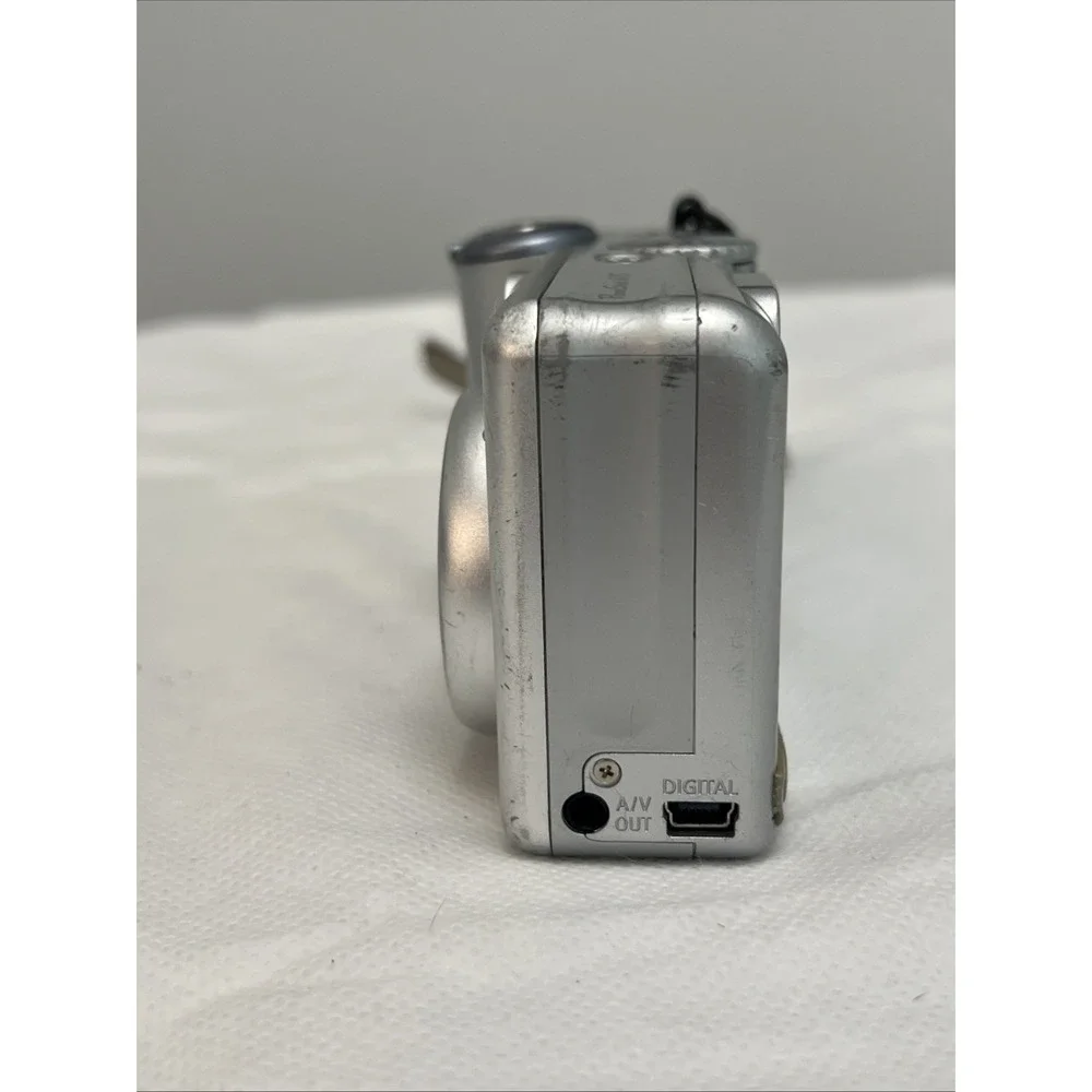 CANON PowerShot A75 Digital Camera 3.2 MP 3X Zoom Silver